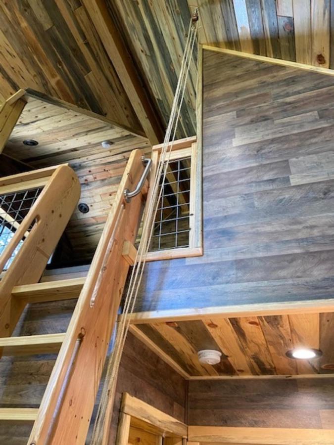 Ridgewalk Treehouse Bed & Breakfast Angel Fire Bagian luar foto