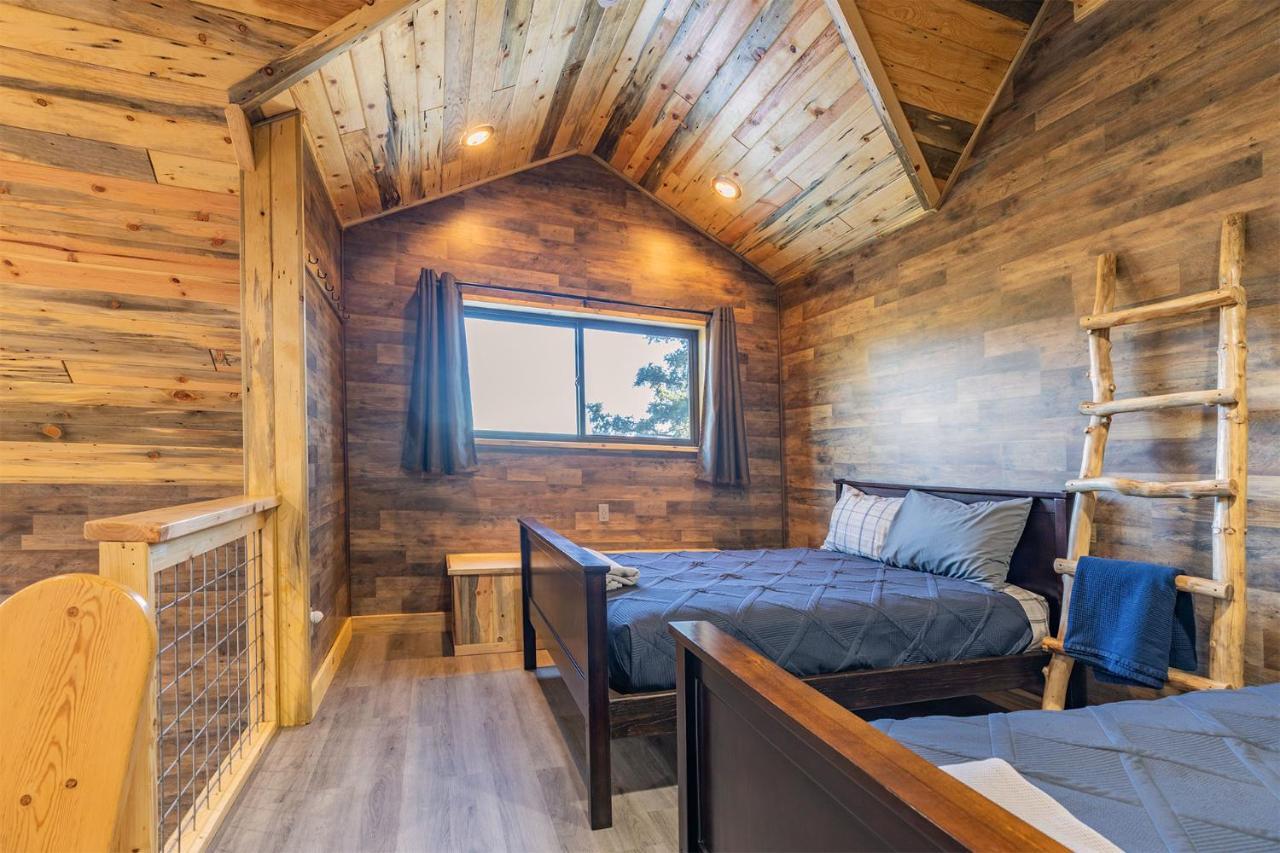 Ridgewalk Treehouse Bed & Breakfast Angel Fire Bagian luar foto
