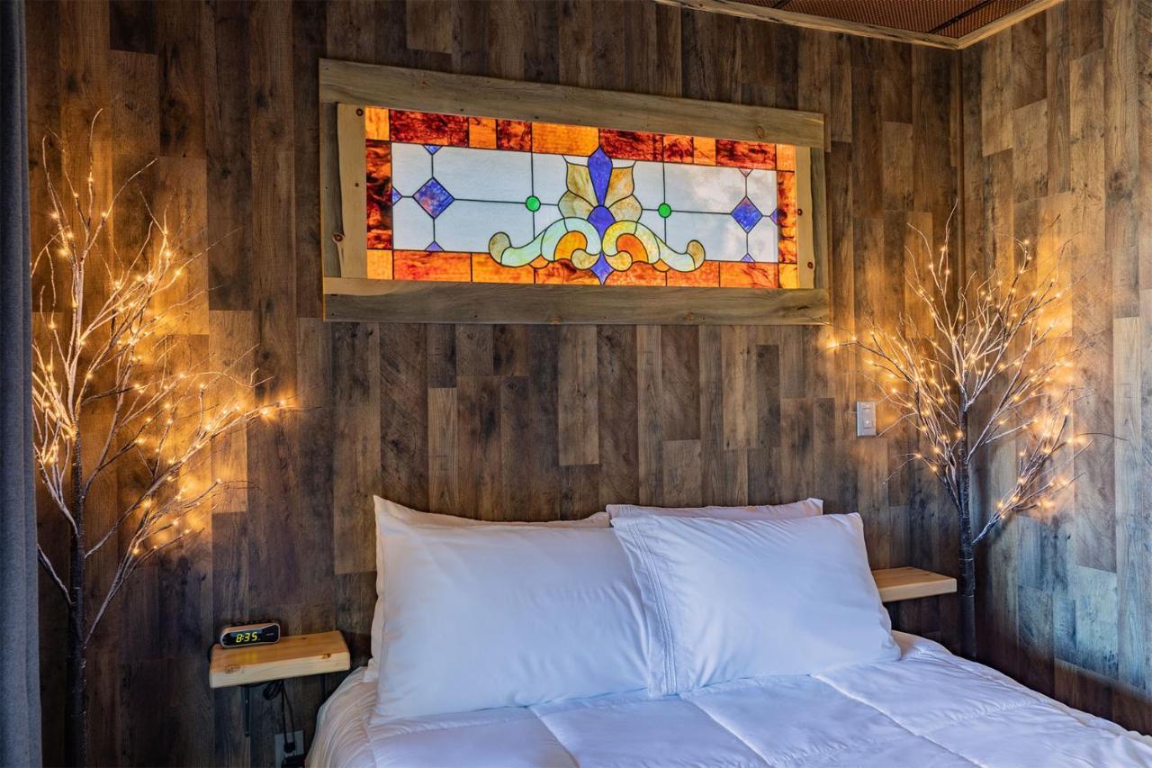 Ridgewalk Treehouse Bed & Breakfast Angel Fire Bagian luar foto