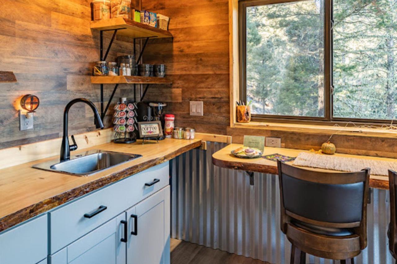 Ridgewalk Treehouse Bed & Breakfast Angel Fire Bagian luar foto